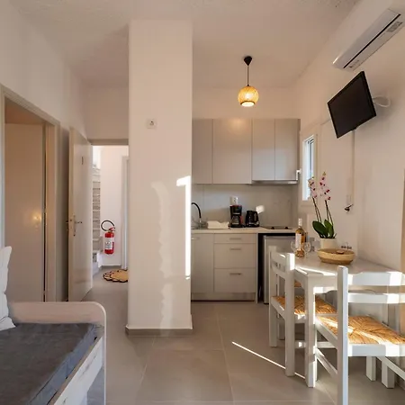 Apartment Lavender Minimal