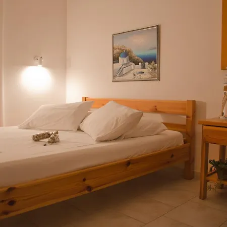 Lavender Minimal * Aliki (Paros)