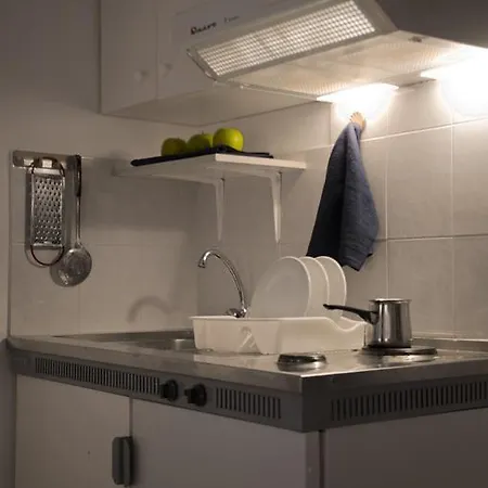 Lavender Minimal Apartment Aliki (Paros)