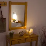 Lavender Minimal Daire *