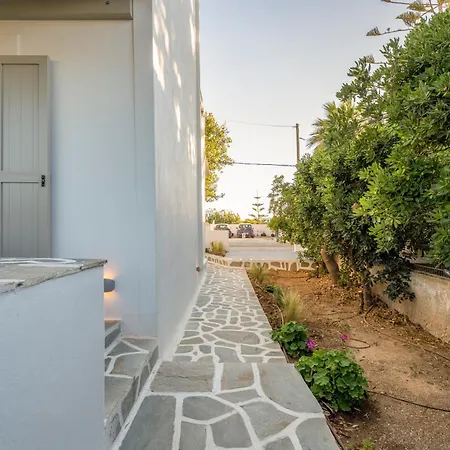 아파트 Lavender Minimal Alikí