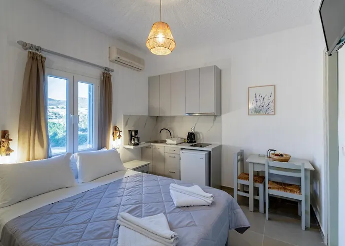 Lavender Minimal Apartman