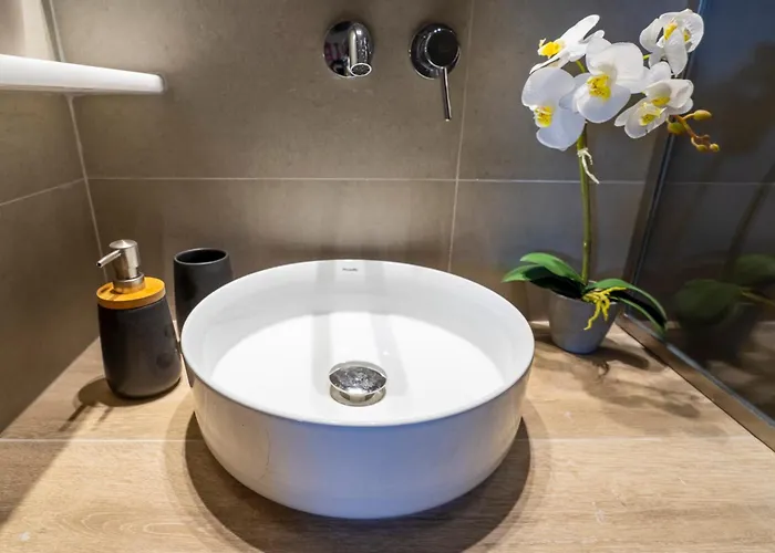 Apartment Lavender Minimal *